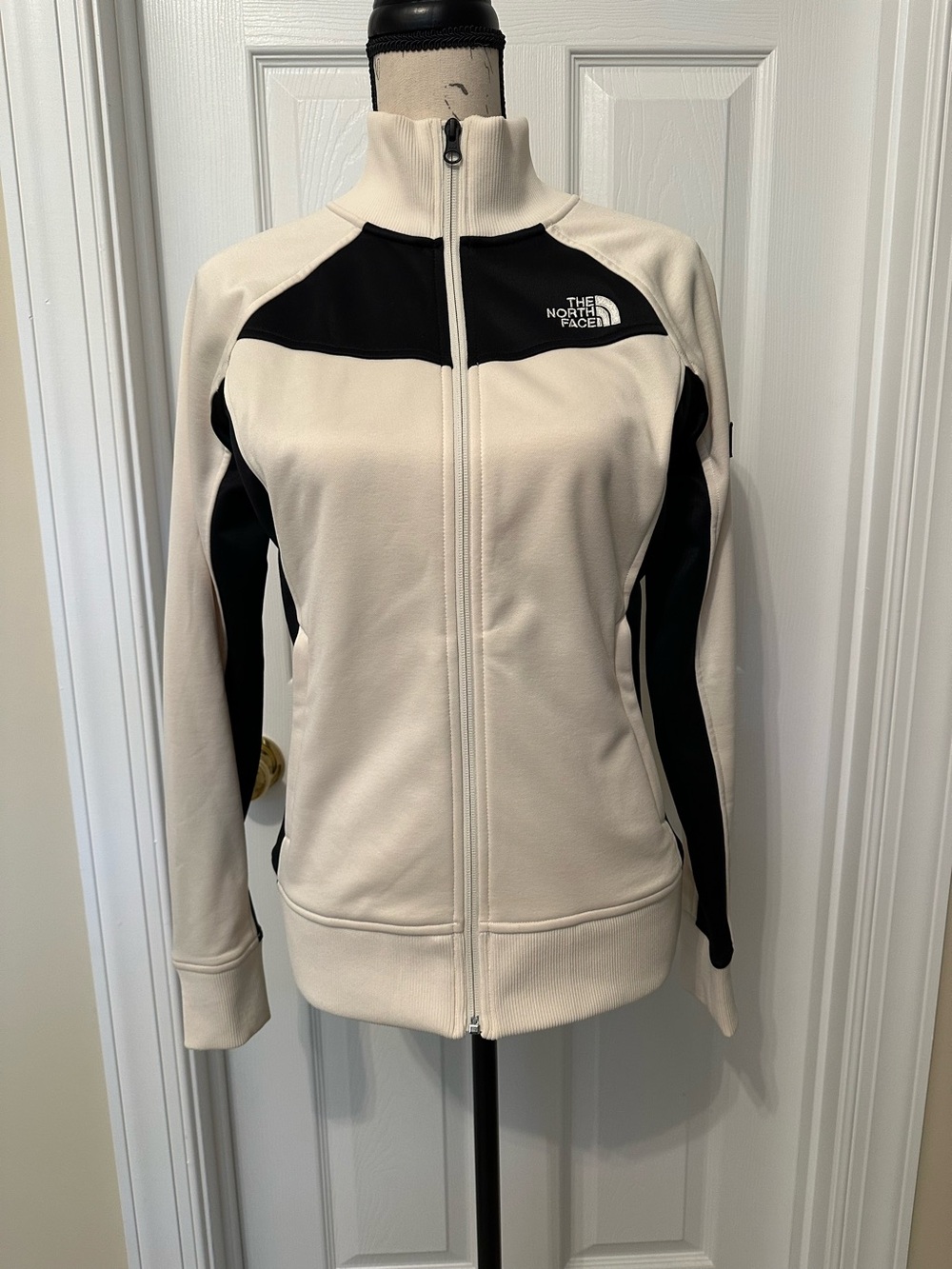 The North Face Cream & Black Full-Zip Utility Jacket size S